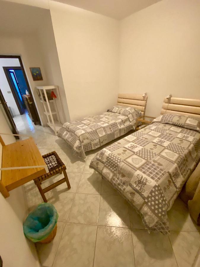 4 Passi Casa Vacanza 巴勒莫 外观 照片